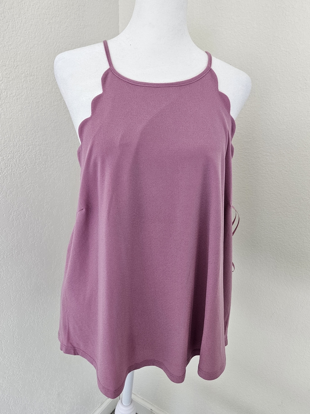 Fifty Street Mauve Scallop Halter Tank Top
